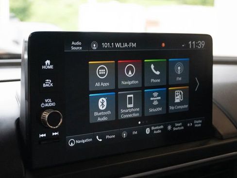Used 2025 Honda Pilot Elite image 36