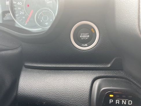 Used 2019 RAM 1500 Big Horn image 23