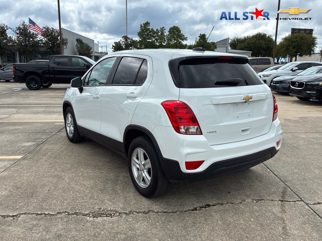 Used 2022 Chevrolet Trax LS w/ Tint and Cruise Package FWD image 7