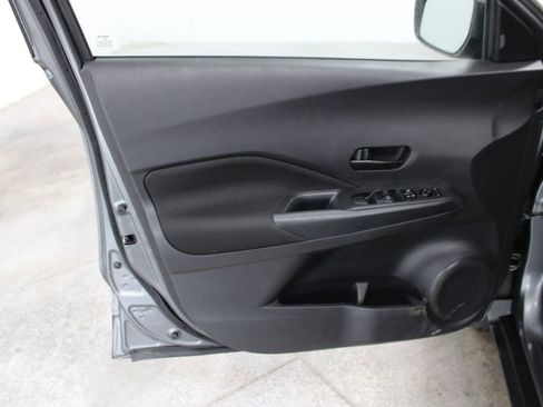 Used 2023 Nissan Kicks S image 14