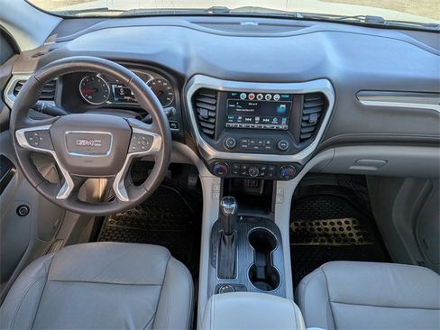 Used 2017 GMC Acadia SLT image 15