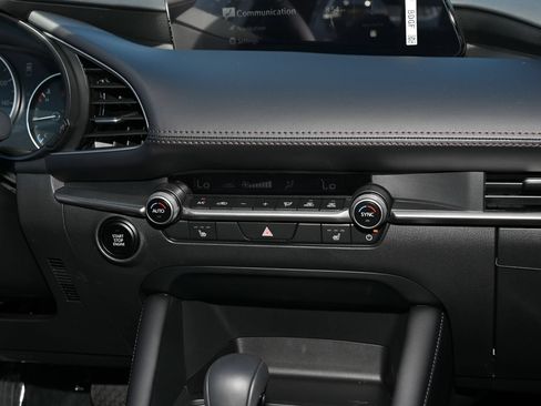 New 2026 MAZDA MAZDA3 s FWD image 21