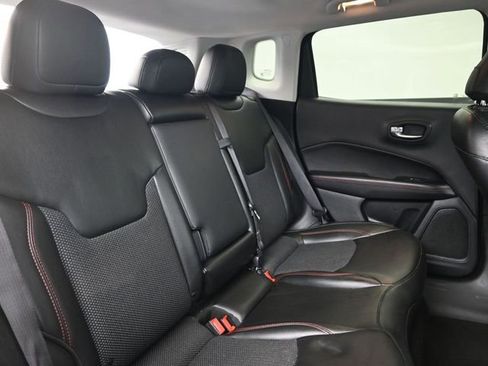 Used 2020 Jeep Compass Trailhawk image 26