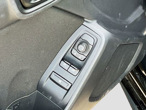 Used 2023 Toyota GR86 RWD image 17