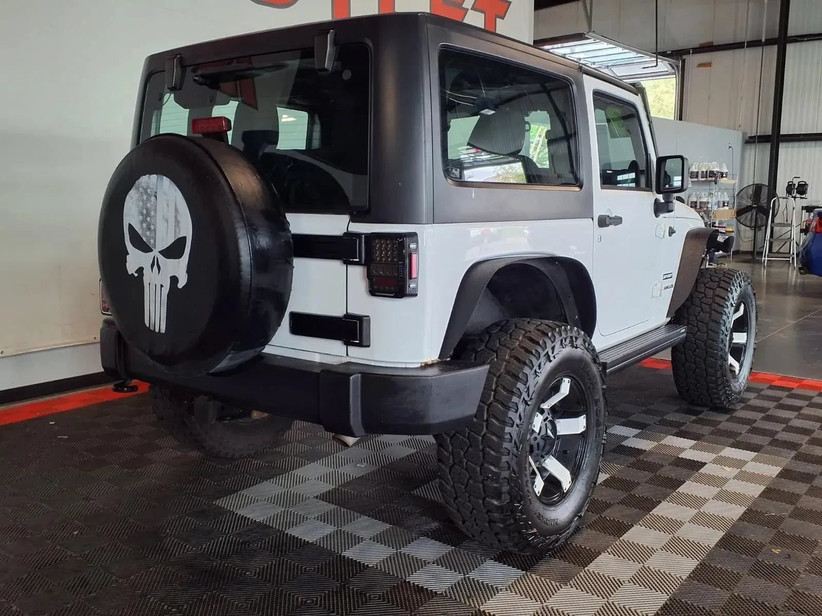 Used 2013 Jeep Wrangler Sport AWD/4WD image 8