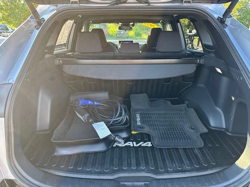 Used 2024 Toyota RAV4 SE w/ Weather & Moonroof Package AWD/4WD image 15