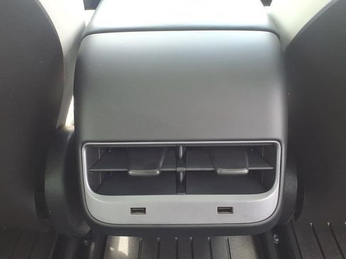 Used 2020 Tesla Model 3 Long Range AWD/4WD image 17
