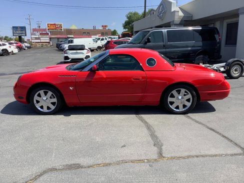 Used 2002 Ford Thunderbird Deluxe image 16