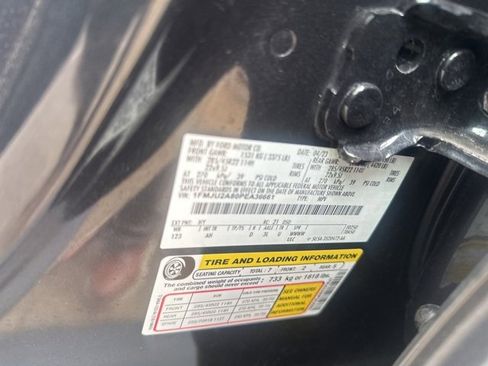 Used 2023 Ford Expedition Limited image 14