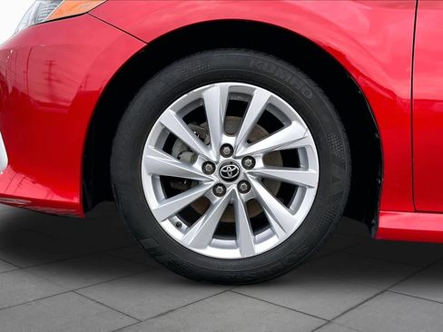 Used 2023 Toyota Camry LE FWD image 11