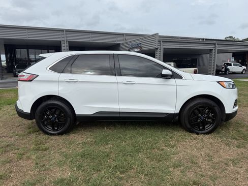 Used 2022 Ford Edge SEL AWD/4WD image 3