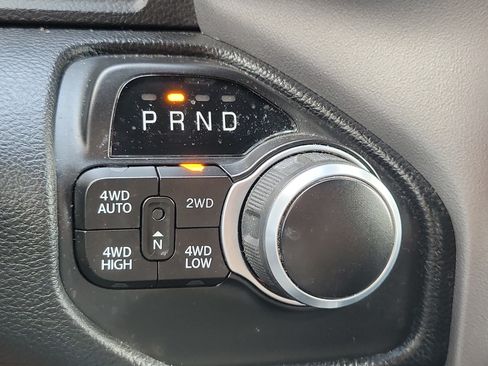 Used 2022 RAM 1500 Big Horn AWD/4WD image 23