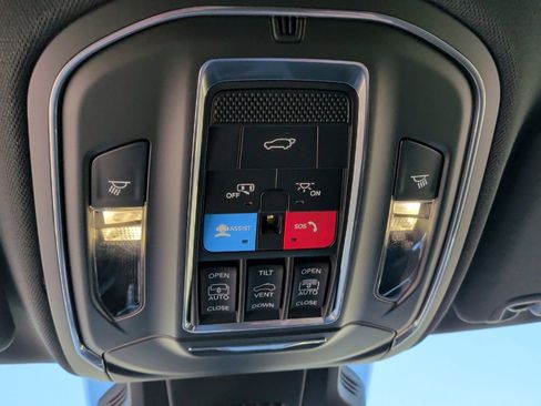 New 2026 Jeep Cherokee Overland image 22