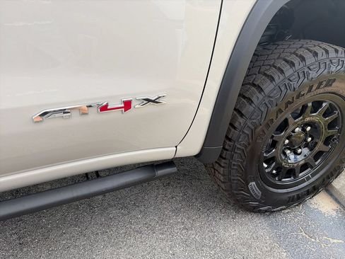 New 2026 GMC Sierra 1500 AT4X w/ AT4X AEV Edition AWD/4WD image 41