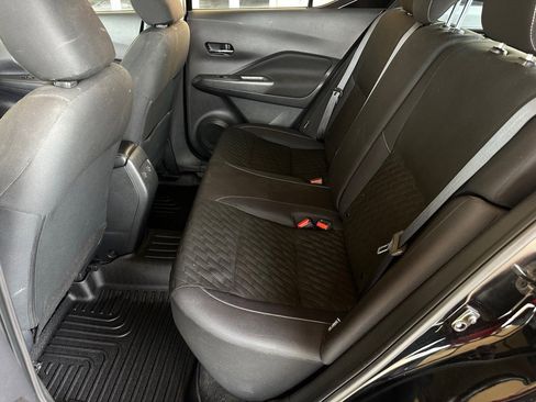 Used 2021 Nissan Kicks SV FWD image 6
