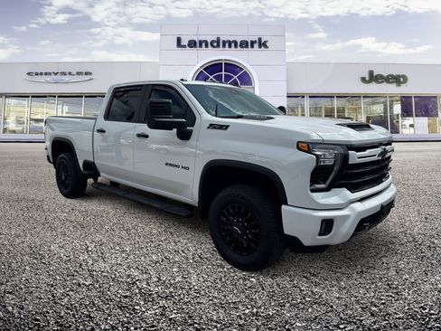 Used 2024 Chevrolet Silverado 2500 LT w/ Z71 Sport Edition AWD/4WD image 1