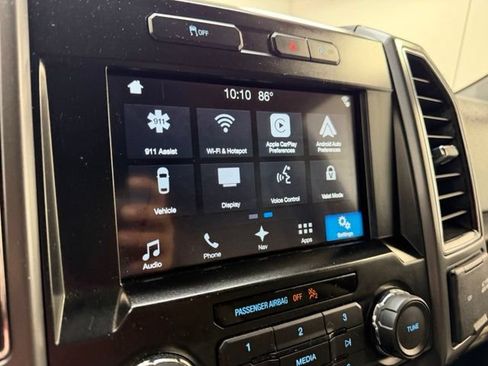 Used 2018 Ford F150 XLT w/ Equipment Group 302A Luxury AWD/4WD image 21