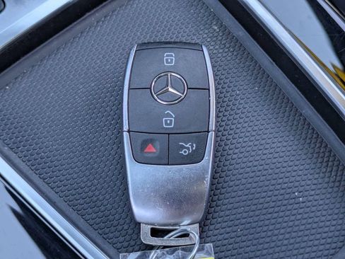 Used 2025 Mercedes-Benz CLA 250 image 27
