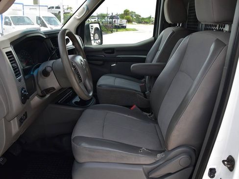 Used 2018 Nissan NV 2500 S RWD image 9