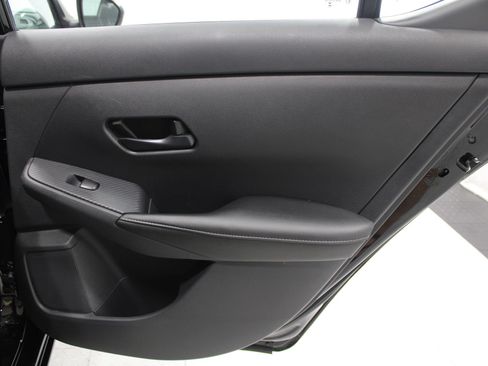 Used 2025 Nissan Sentra S FWD image 20
