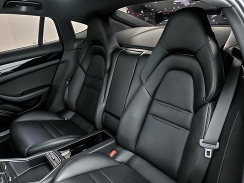 Used 2018 Porsche Panamera 4S image 24