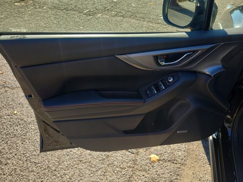 Used 2023 Subaru Crosstrek 2.5i Limited image 15