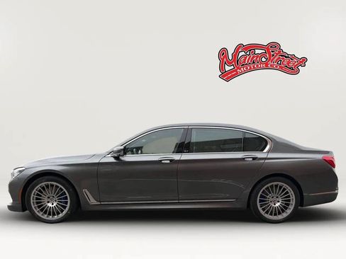 Used 2019 BMW ALPINA B7 xDrive AWD/4WD image 4