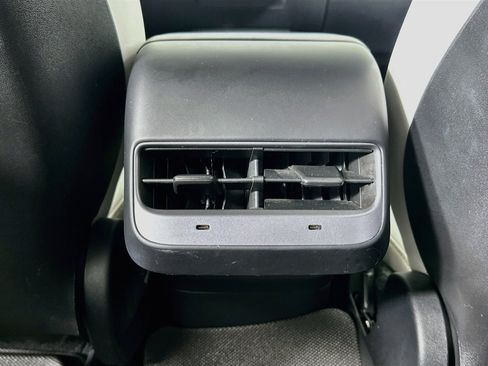 Used 2021 Tesla Model 3 Standard Range Plus RWD image 27