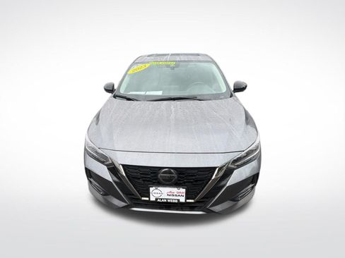 Used 2023 Nissan Sentra SR w/ SR Premium Package FWD image 8