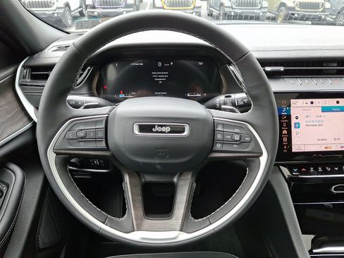 New 2026 Jeep Grand Cherokee Altitude AWD/4WD image 15