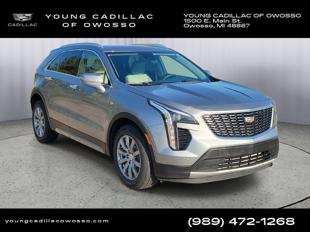 Used 2023 Cadillac XT4 Premium Luxury w/ Cold Weather Package AWD/4WD image 2