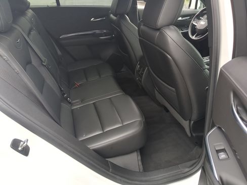 Certified 2022 Cadillac XT4 Luxury w/ Cold Weather Package AWD/4WD image 25