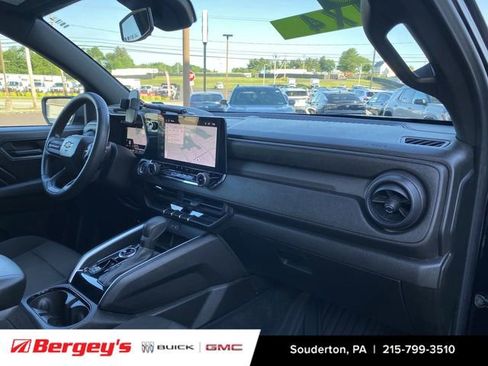 Used 2025 Chevrolet Colorado W/T w/ WT Custom Package AWD/4WD image 33