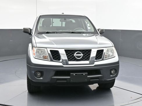 Used 2017 Nissan Frontier SV w/ SV Value Truck Package image 2