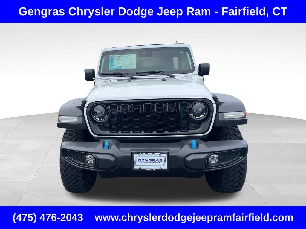 Used 2024 Jeep Wrangler Unlimited AWD/4WD image 2