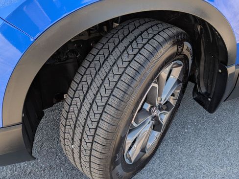 Used 2021 Honda CR-V EX image 3