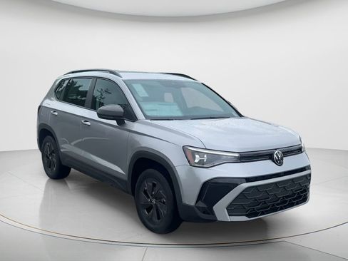 New 2026 Volkswagen Taos S image 8