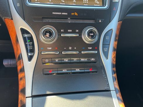 Used 2018 Lincoln MKX Select w/ Select Plus Package image 14