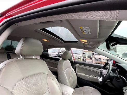 Used 2020 Hyundai Elantra Limited w/ Ultimate Package 03 image 24