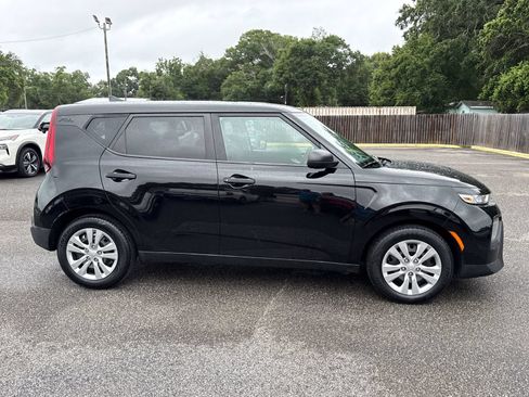 Used 2021 Kia Soul LX FWD image 6