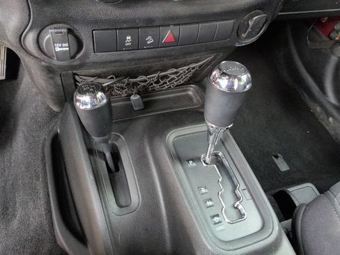 Used 2013 Jeep Wrangler Sport w/ Connectivity Group AWD/4WD image 17