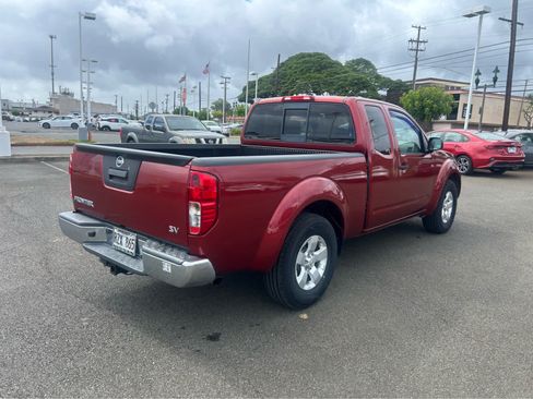 Used 2013 Nissan Frontier SV RWD image 3