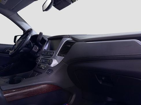 Used 2018 GMC Yukon SLT RWD image 32