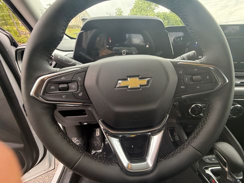 New 2026 Chevrolet TrailBlazer LT w/ Convenience Package AWD/4WD image 11