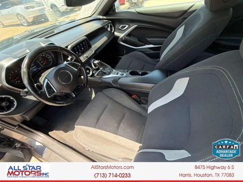 Used 2021 Chevrolet Camaro SS RWD image 16