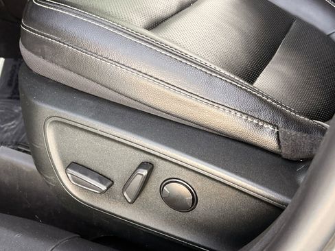 Used 2022 Ford Escape SEL image 29