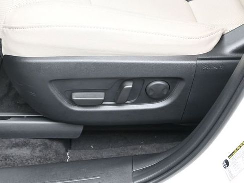 Certified 2025 MAZDA CX-90 3.3 Turbo w/ Preferred Package image 22