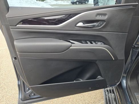 Used 2021 Cadillac Escalade Sport w/ Driver Assist Tech Package image 23