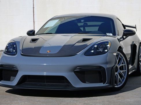 Used 2025 Porsche 718 Cayman GT4 RS w/ Weissach Package RWD image 3