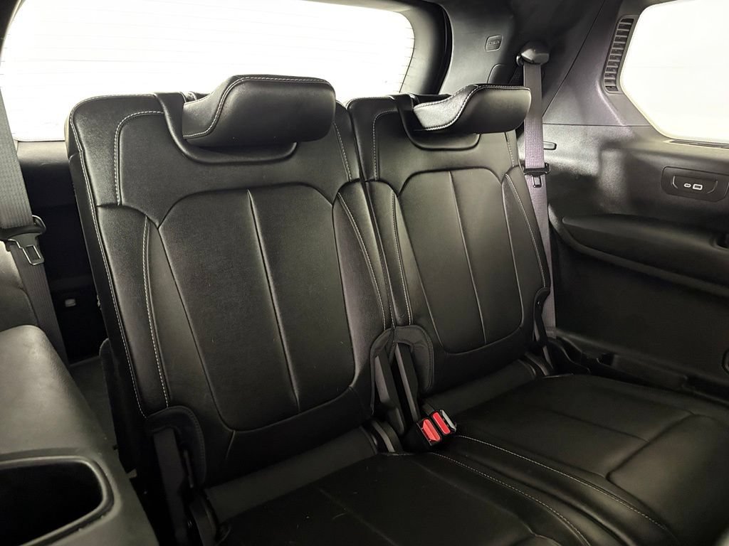 Used 2024 Jeep Grand Cherokee L Limited RWD image 18